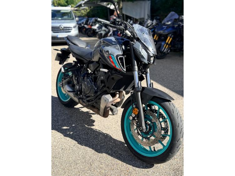 YAMAHA MT-07 (47.5CV)