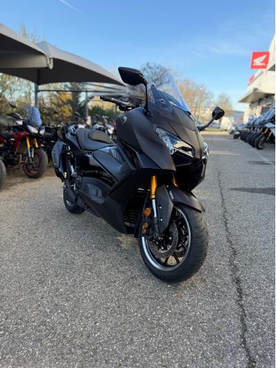 YAMAHA XP T-MAX 560 TECH MAX