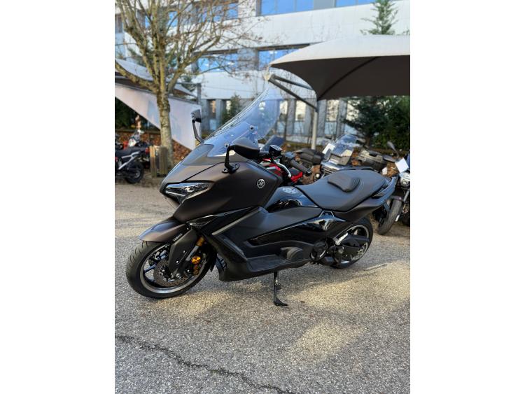 YAMAHA XP T-MAX 560 TECH MAX