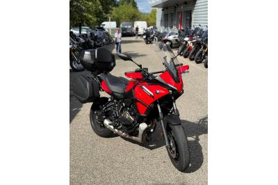 YAMAHA TRACER 7