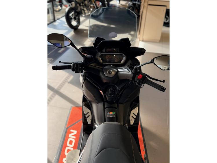 YAMAHA XMAX 300 Tech Max