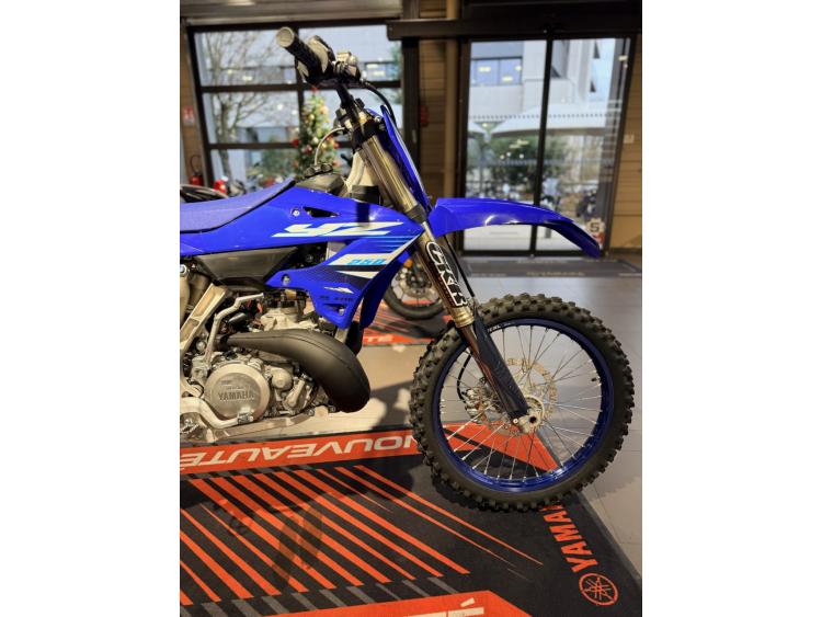 YAMAHA YZ250
