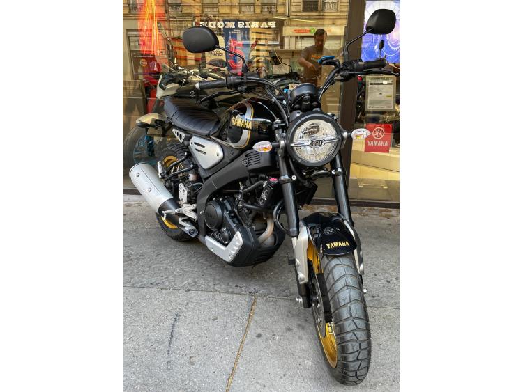 YAMAHA XSR 125 Legacy