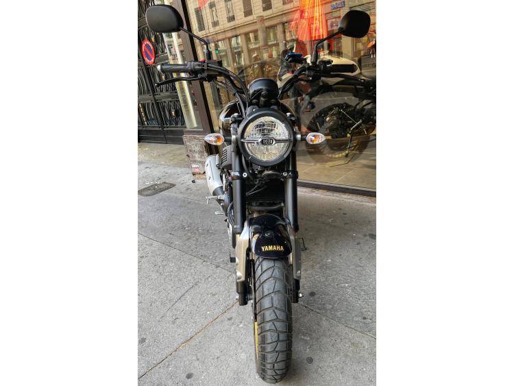 YAMAHA XSR 125 Legacy
