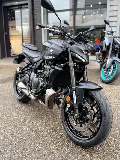 YAMAHA MT-07 (47.5CV)