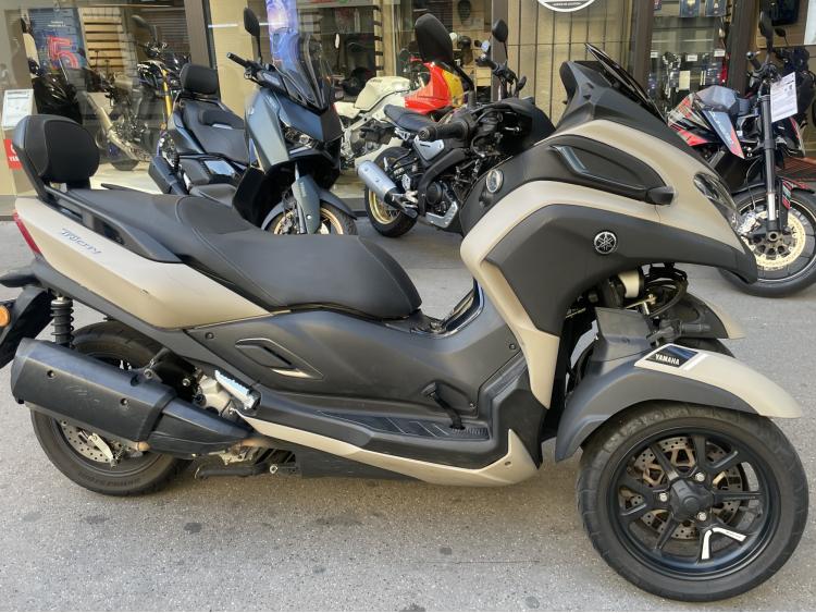 YAMAHA TRICITY 300