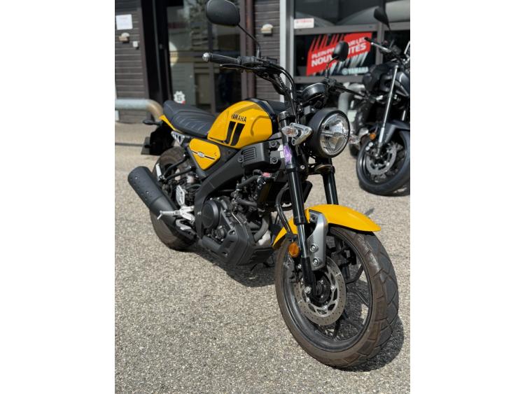 YAMAHA XSR 125
