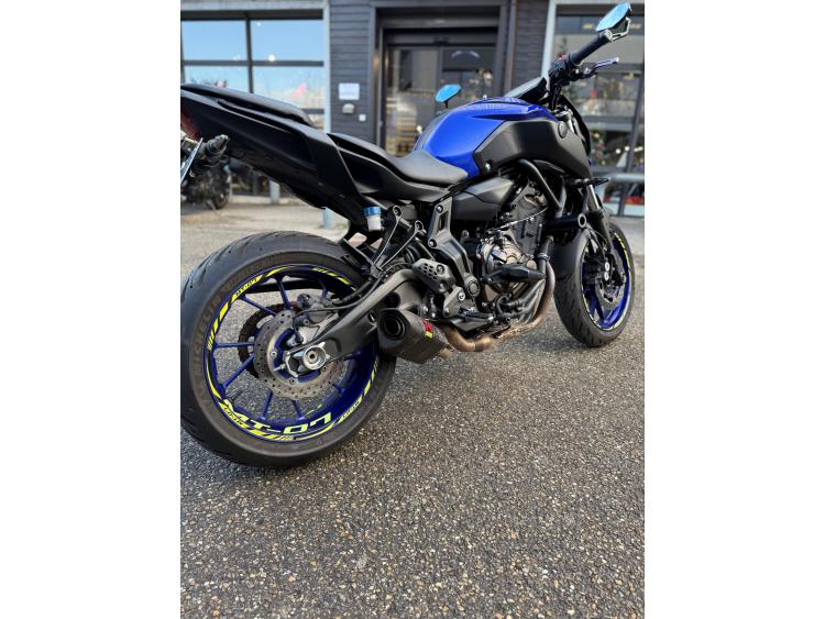 YAMAHA MT-07 (47.5CV)