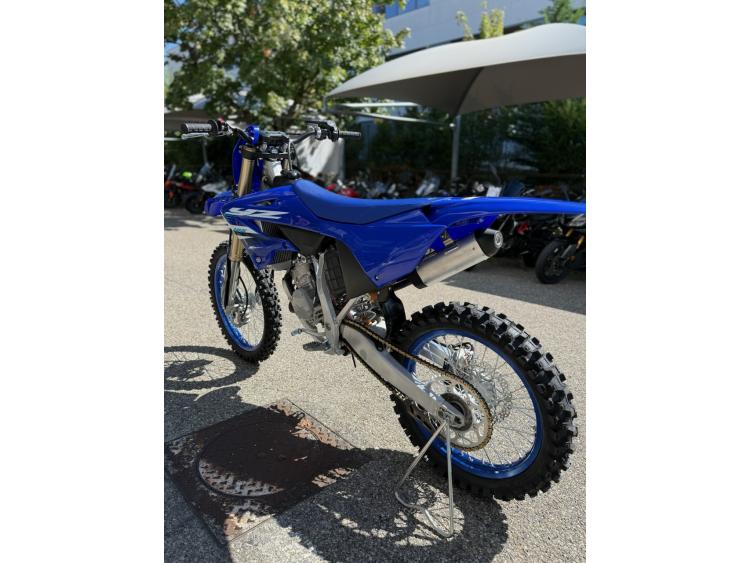 YAMAHA YZ 125
