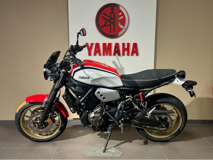 YAMAHA XSR 700 ABS 