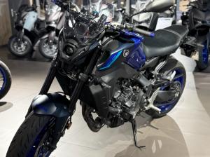 YAMAHA MT-09