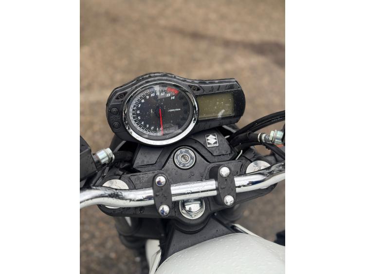 SUZUKI GSF 650 BANDIT