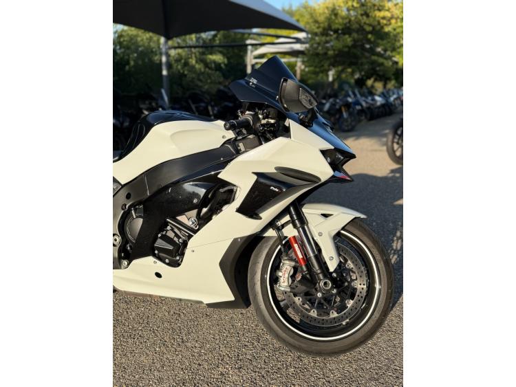 KAWASAKI ZX-10R