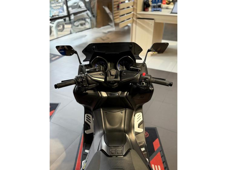 YAMAHA XP T-MAX 560 TECH MAX