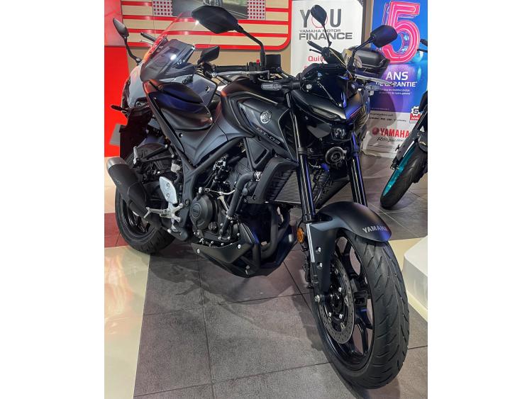 YAMAHA MT-03