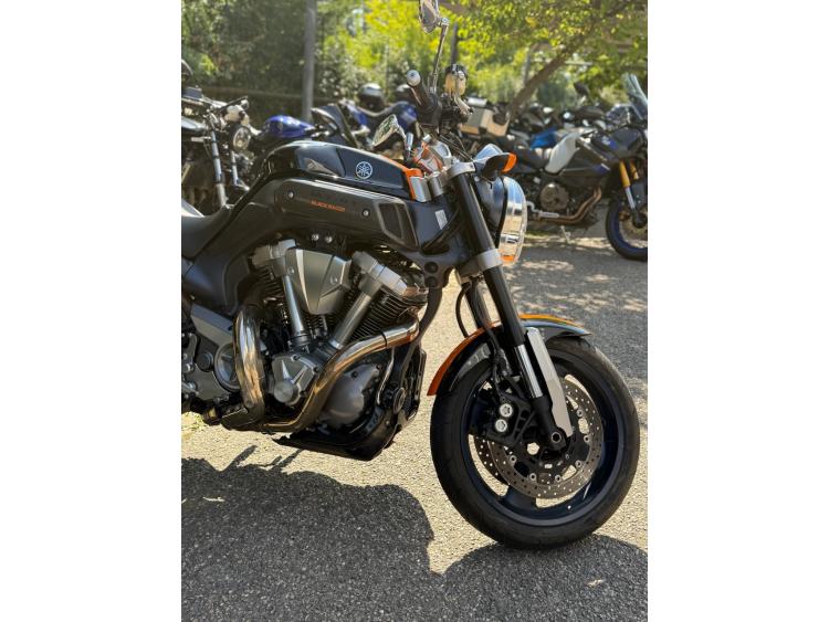 YAMAHA MT-01