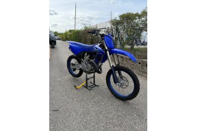 YAMAHA YZ 125