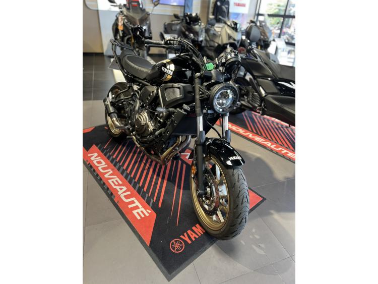 YAMAHA XSR 700 