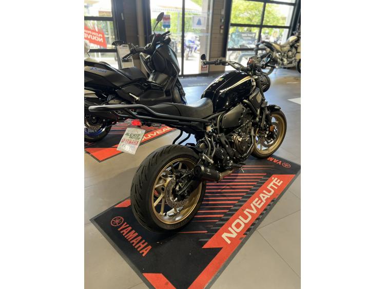 YAMAHA XSR 700 