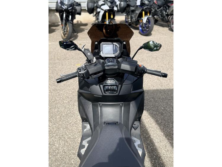 KYMCO CV3 550
