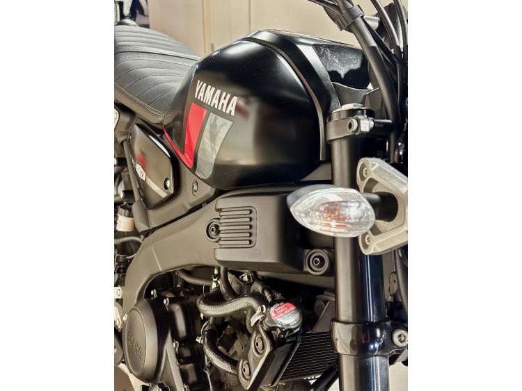 YAMAHA XSR 125