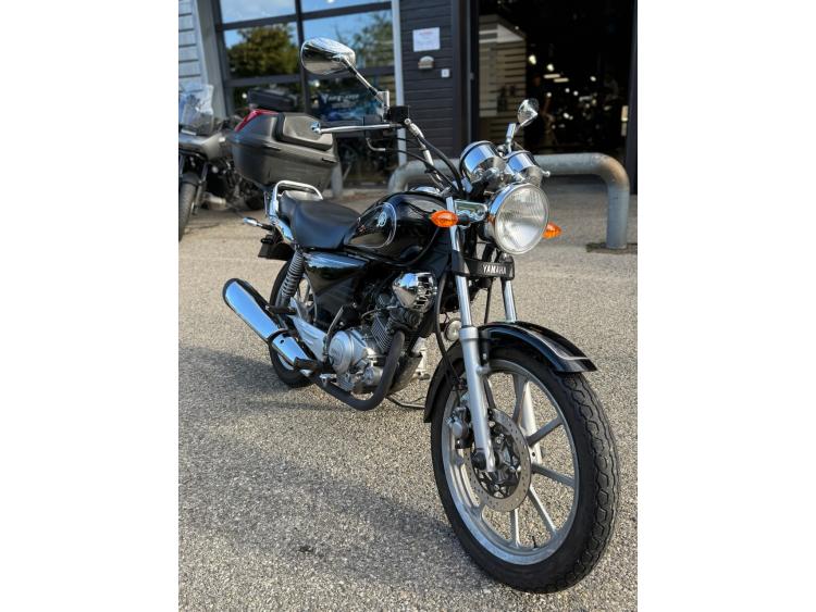 YAMAHA YBR 125 CUSTOM