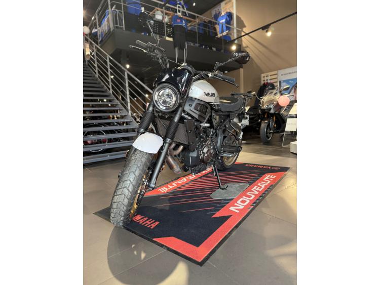 YAMAHA XSR 700 LEGACY