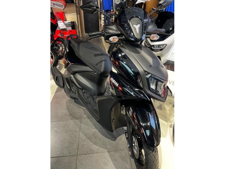 YAMAHA RayZR 125