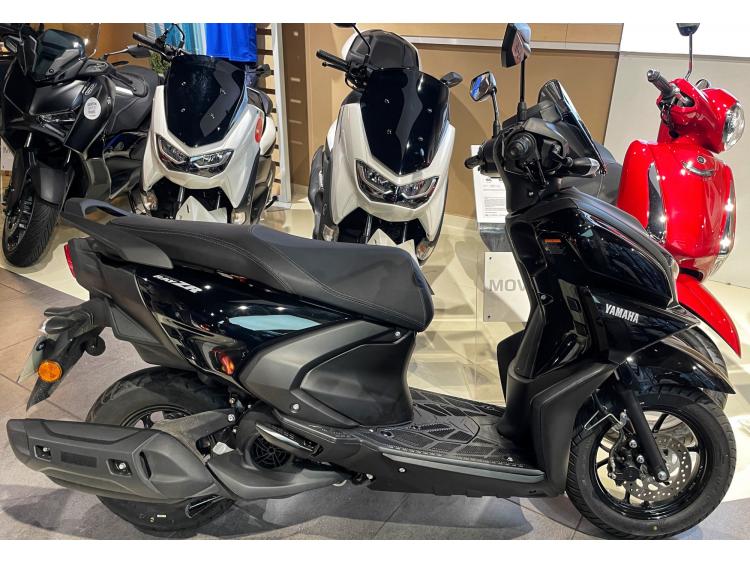 YAMAHA RayZR 125