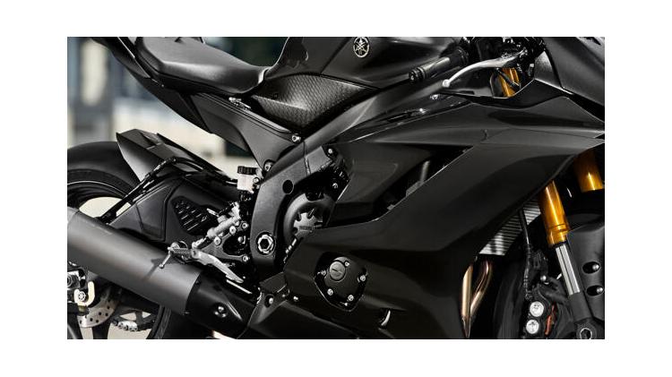R6 Race (25)